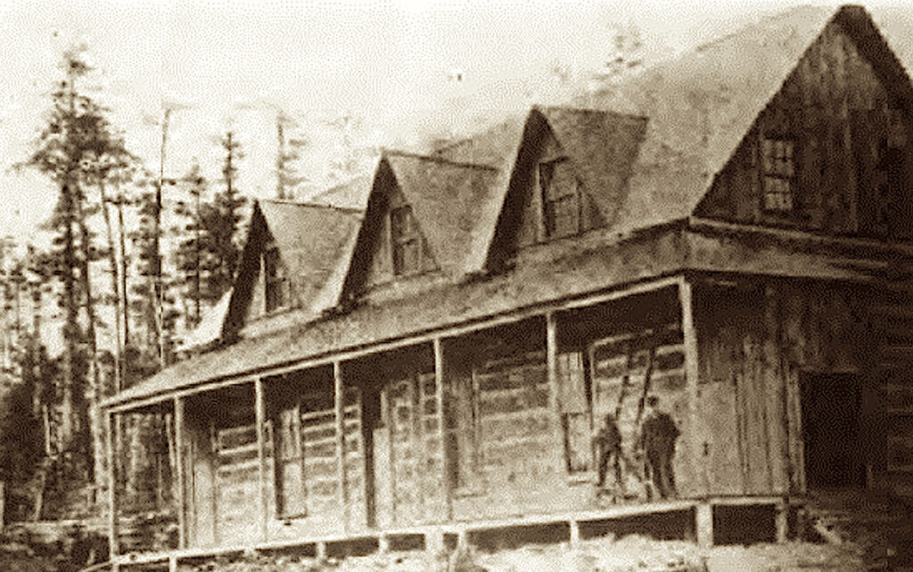 Sainte-Anne-des-Pins first Rectory and Chapel (Presbytery)